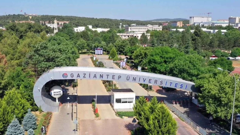 Gaziantep Üniversitesi Rektörlük Yarışı’nda Heyecanlı Bekleyiş