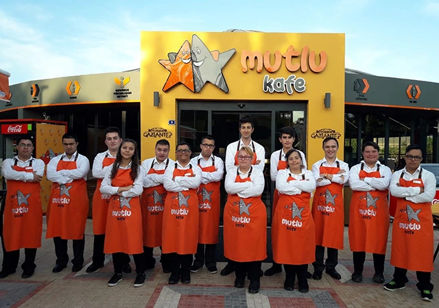 Gaziantep’in Şehitkamil ilçesindeki Mutlu Kafe, sadece bir kafe olmanın ötesinde,